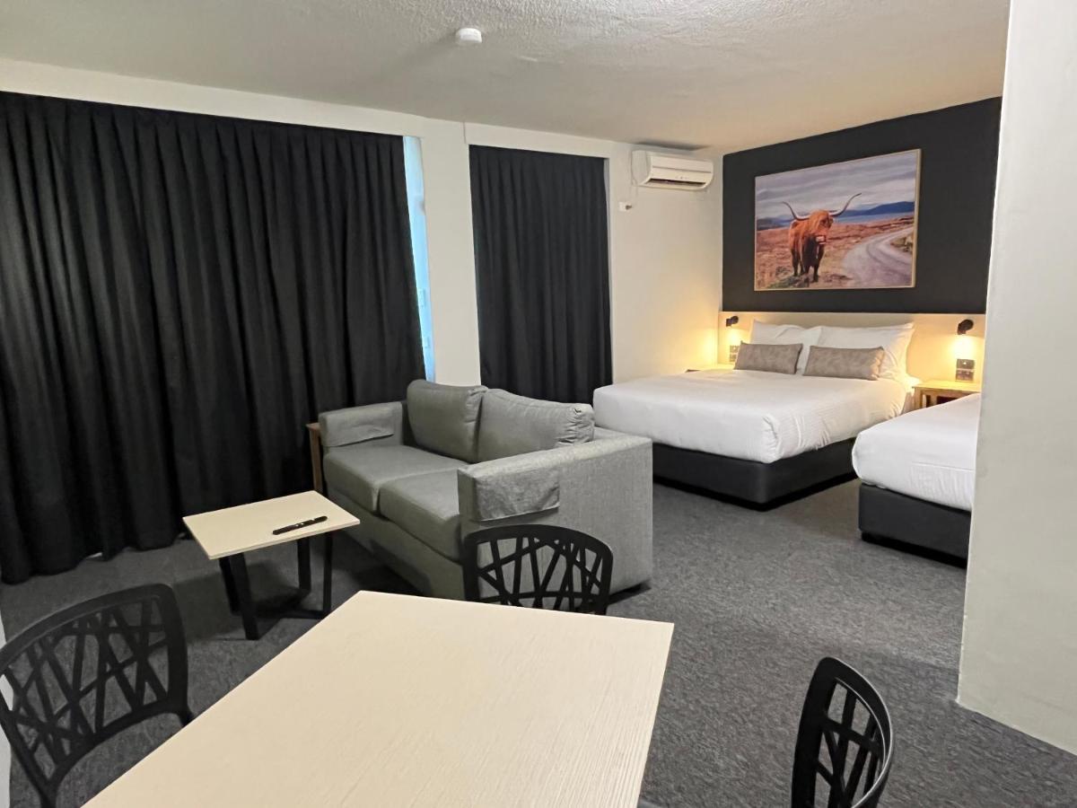Nightcap At Barkly Hotel Mount Isa Exterior foto