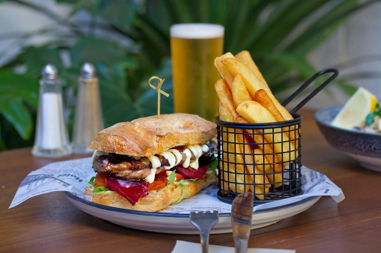 Nightcap At Barkly Hotel Mount Isa Exterior foto